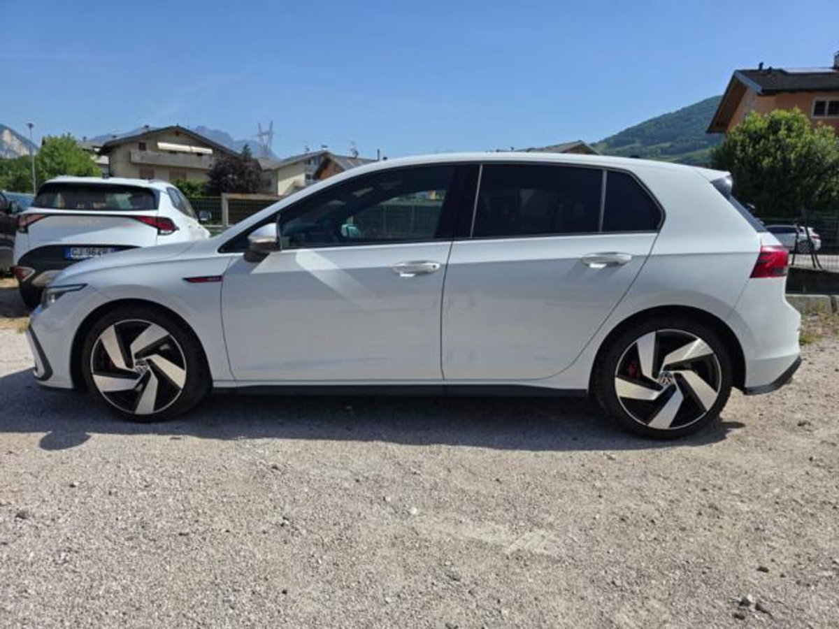 Volkswagen Golf 2.0 TSI GTI DSG (3)