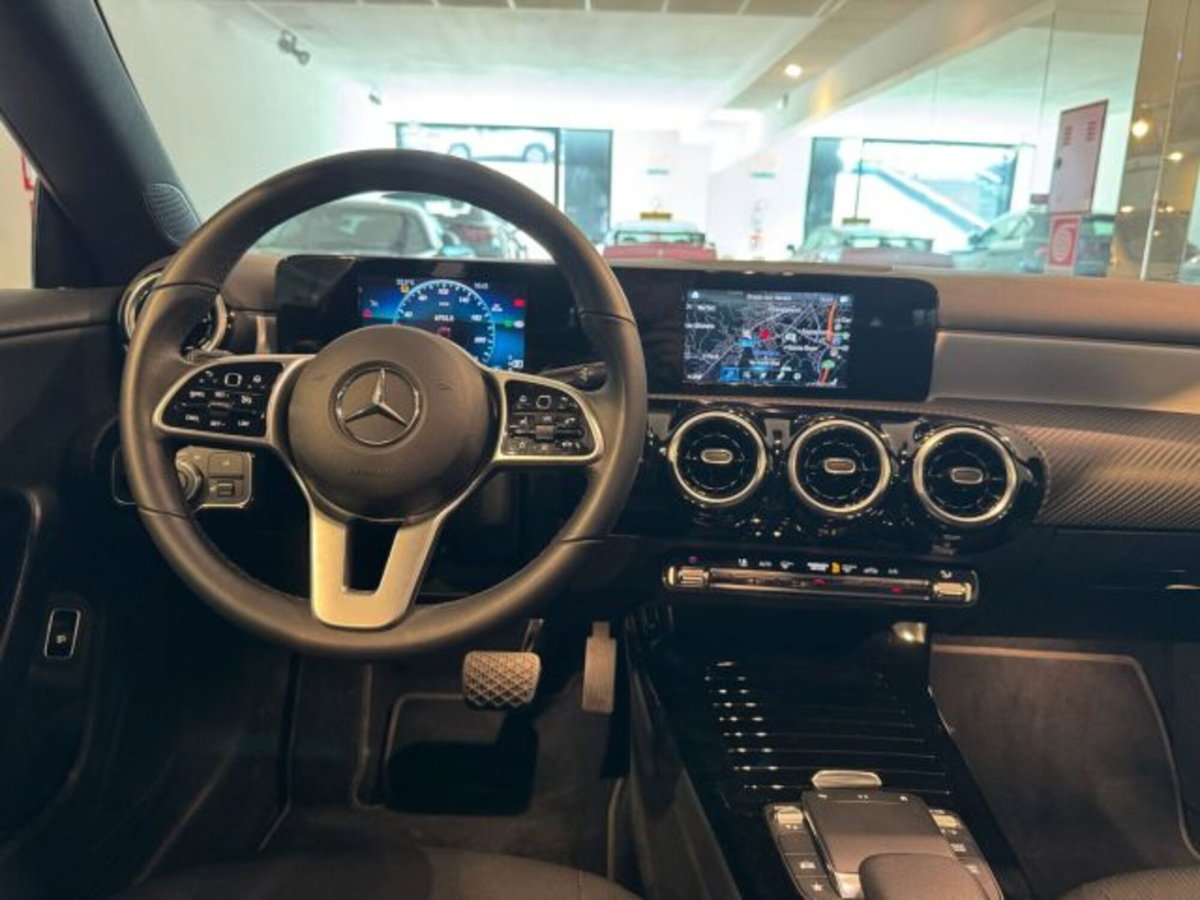 Mercedes-Benz CLA 220 d Automatic 4Matic Premium (12)