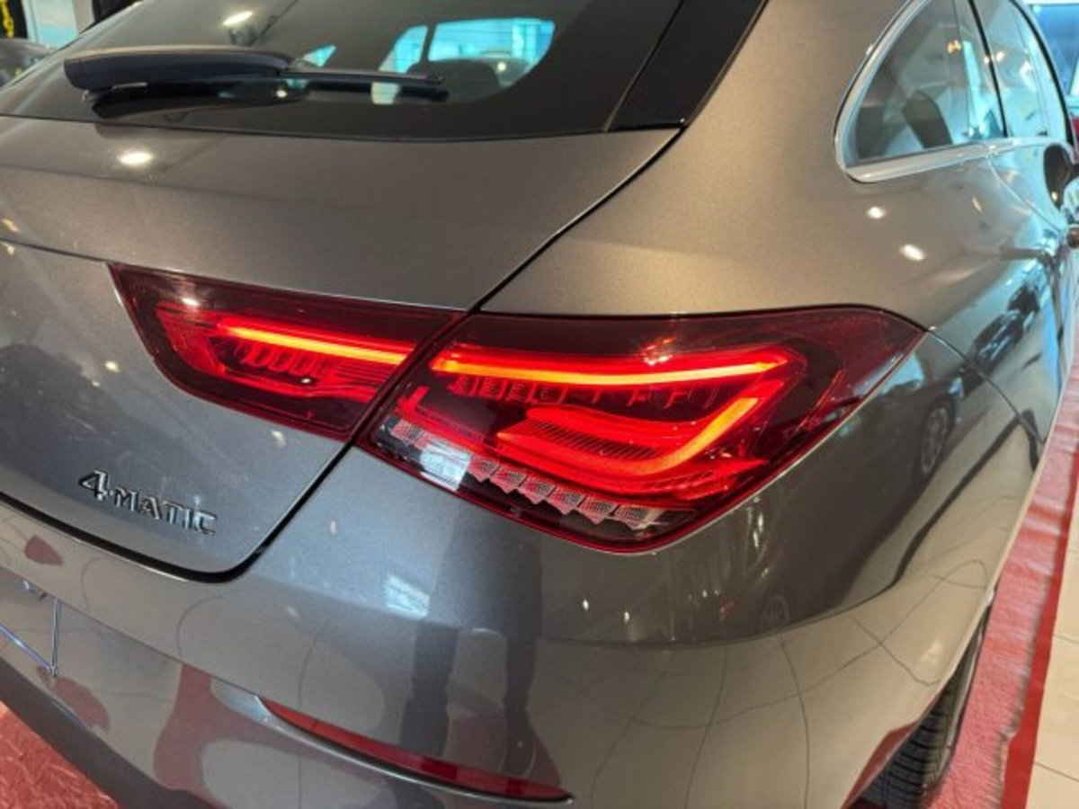 Mercedes-Benz CLA 220 d Automatic 4Matic Premium (8)