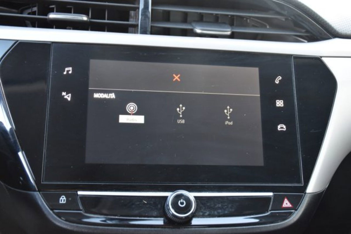 Opel Corsa 1.2 Edition (10)