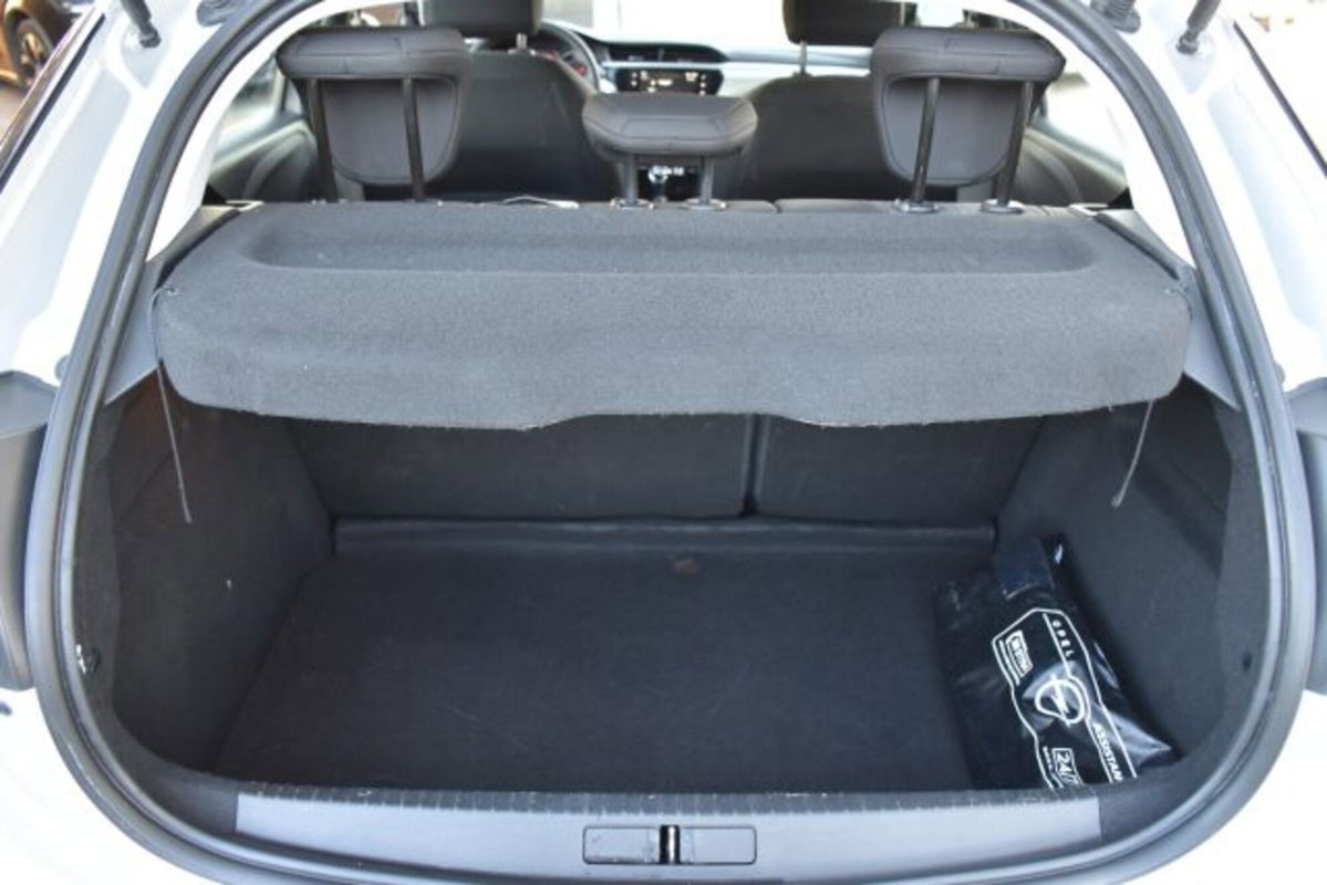 Opel Corsa 1.2 Edition (13)