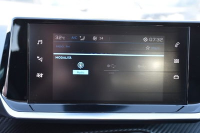 Peugeot 208 1.2 puretech Active s&s 75cv (11)