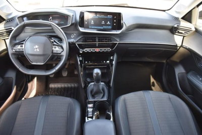 Peugeot 208 1.2 puretech Active s&s 75cv (7)