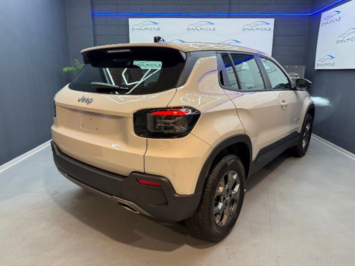 Jeep Avenger 1.2 turbo e-hybrid mhev Black Edition fwd 110cv edct6 (5)