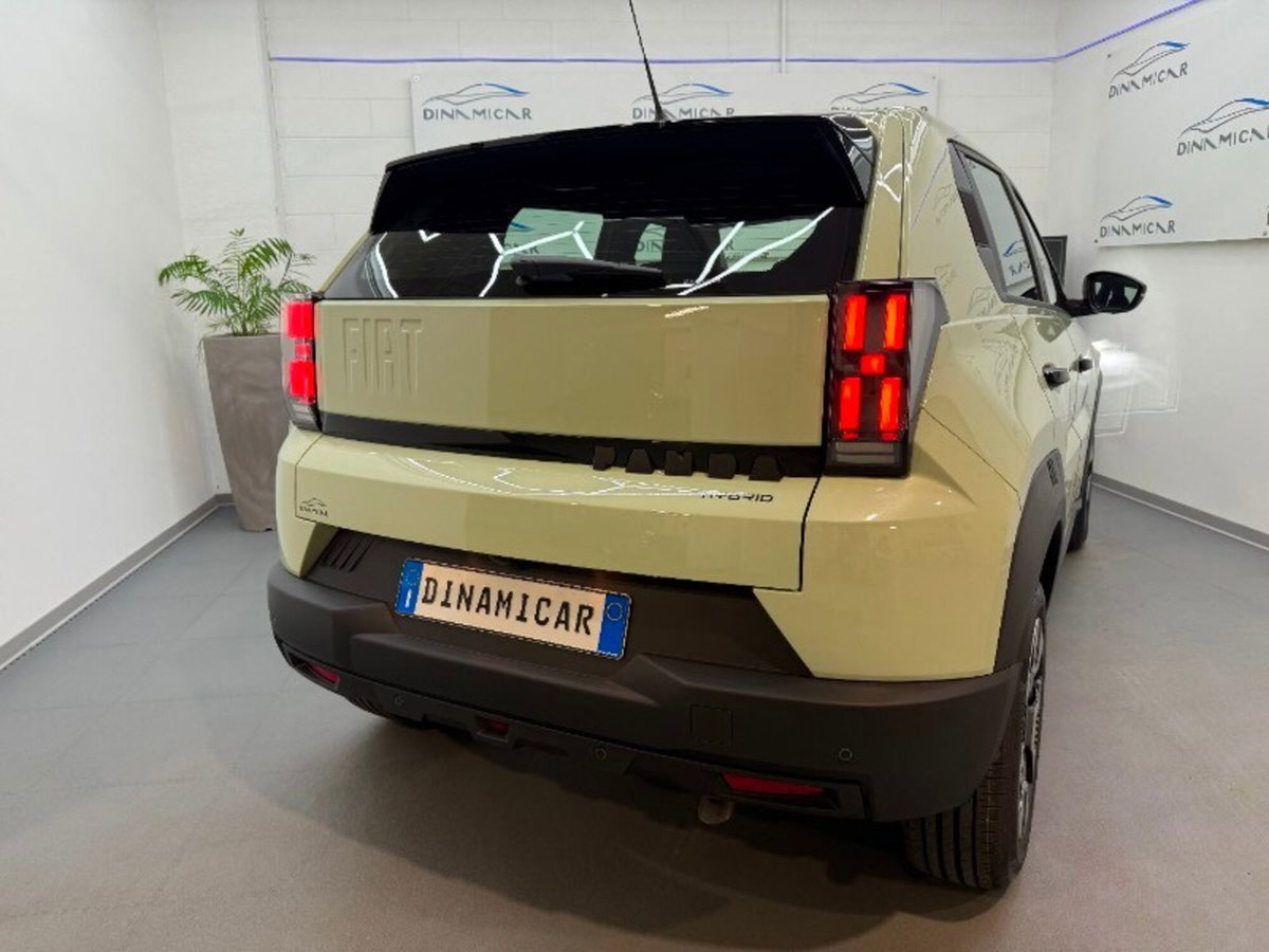Fiat Grande Panda 1.2 hybrid Icon 110cv edct (5)