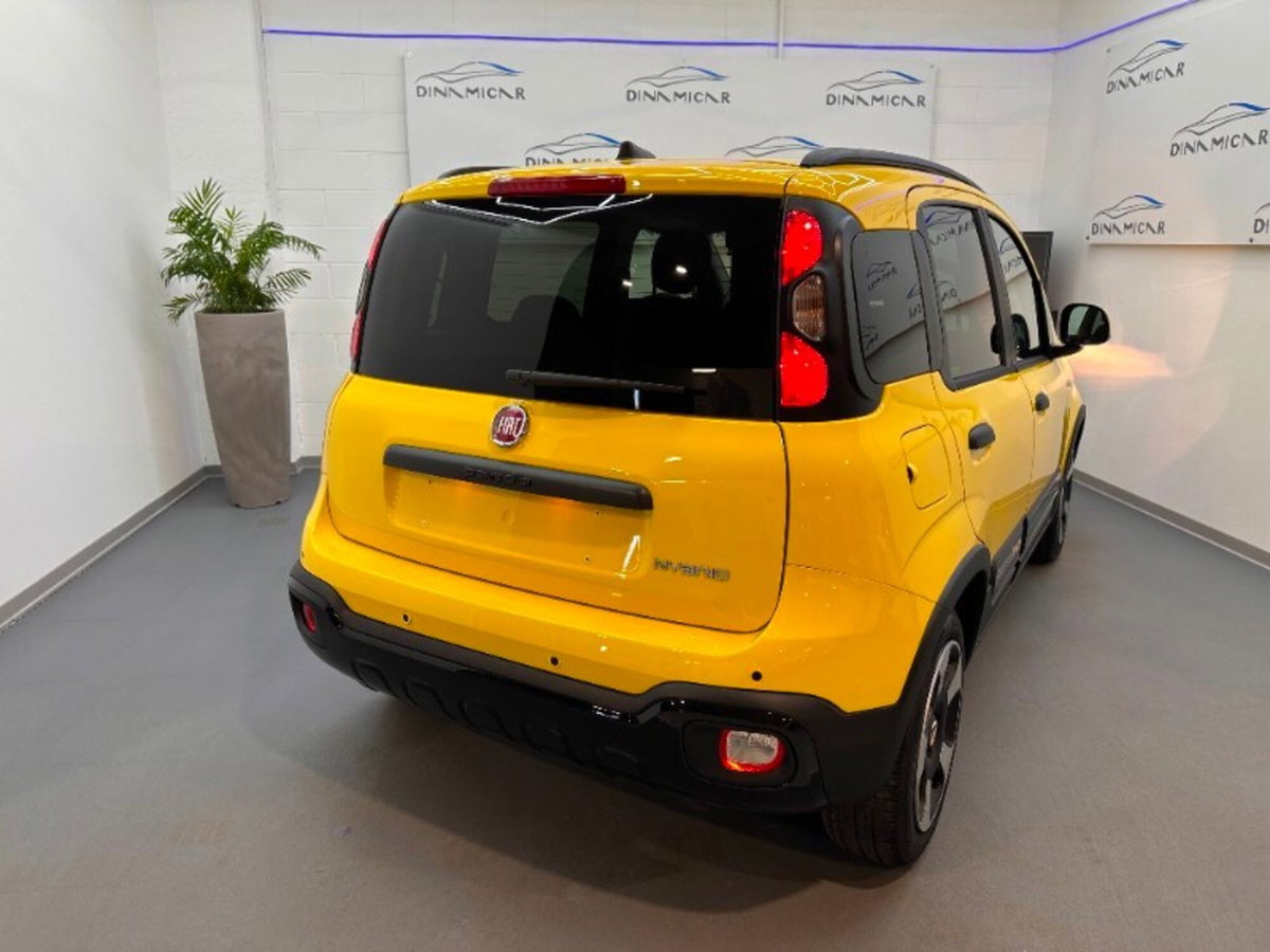 Fiat Pandina 1.0 firefly hybrid s&s 65cv (4)