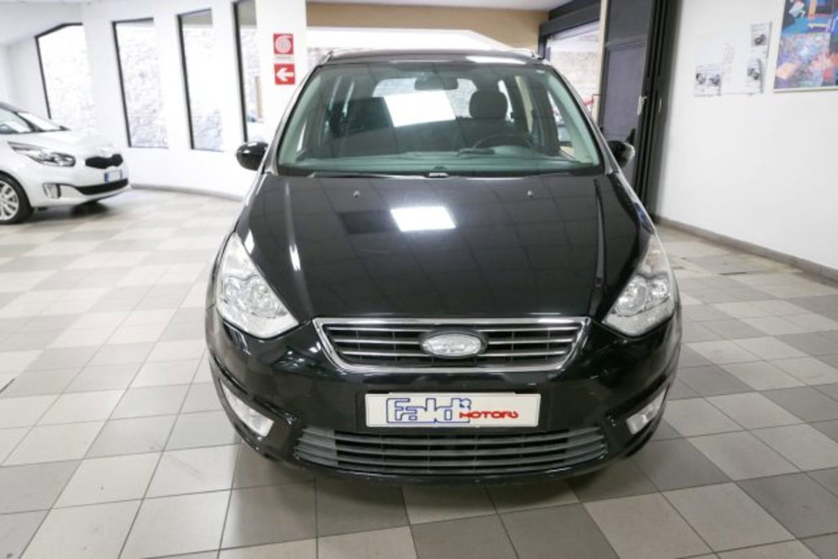 Ford Galaxy 2.0 TDCi 163 CV DPF Titanium (2)