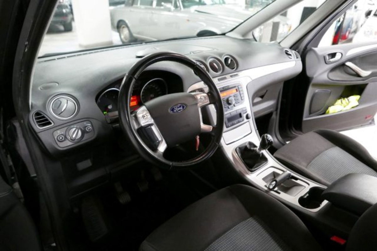 Ford Galaxy 2.0 TDCi 163 CV DPF Titanium (7)
