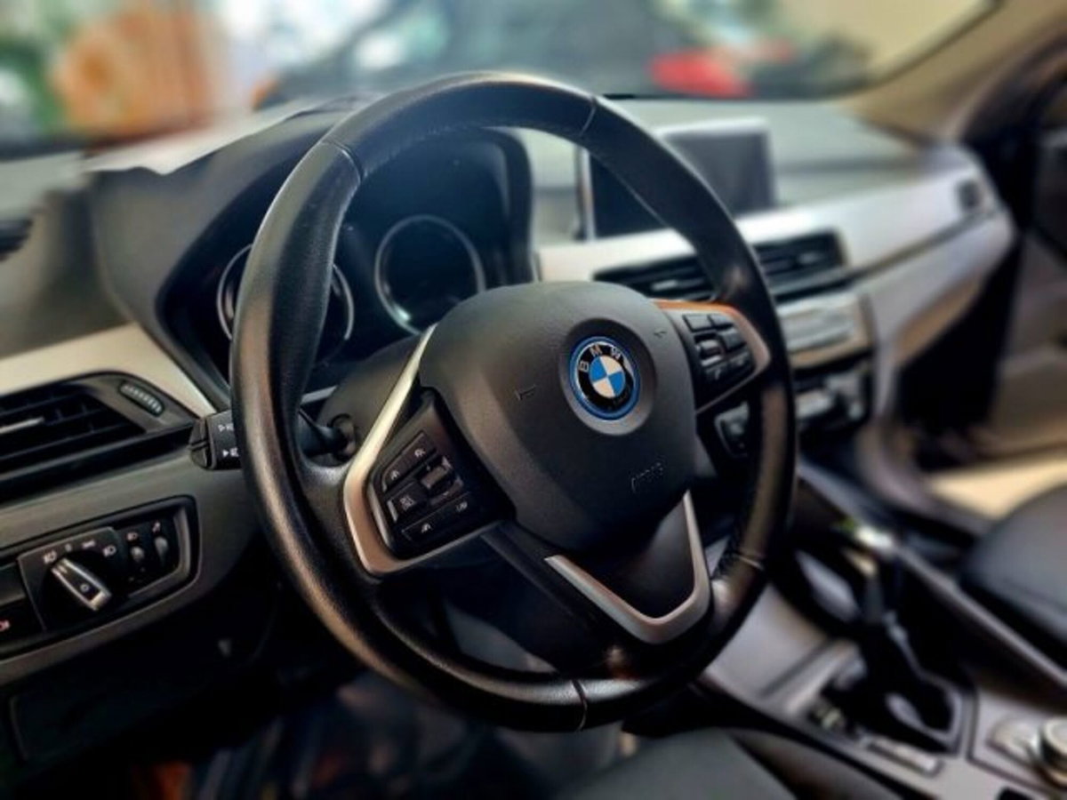 BMW X1 xDrive25e Business Advantage (5)