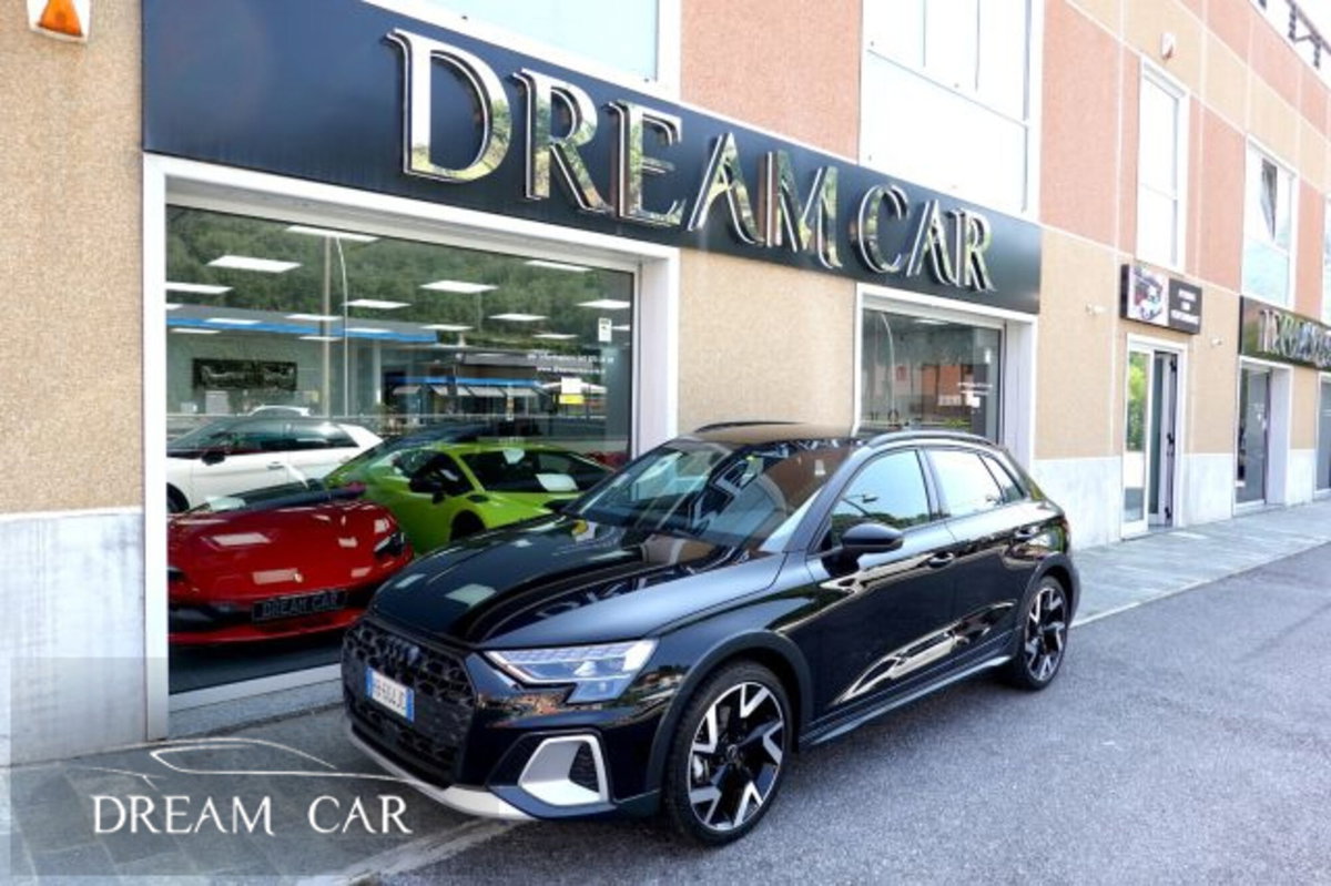 Audi A3 allstreet 1.5 tfsi mhev Identity Contrast 150cv s-tronic