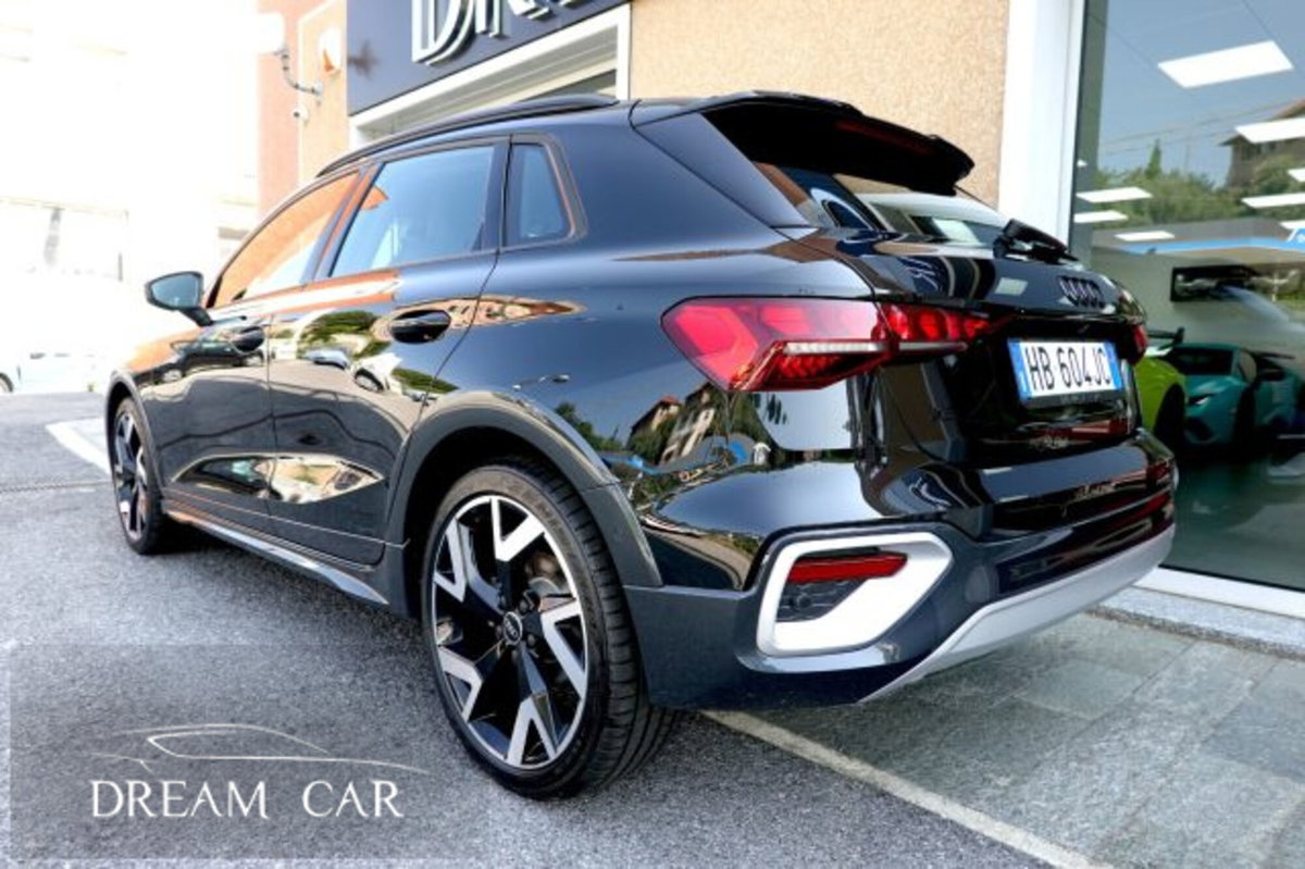 Audi A3 allstreet 1.5 tfsi mhev Identity Contrast 150cv s-tronic (3)