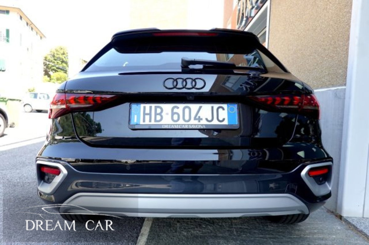 Audi A3 allstreet 1.5 tfsi mhev Identity Contrast 150cv s-tronic (4)