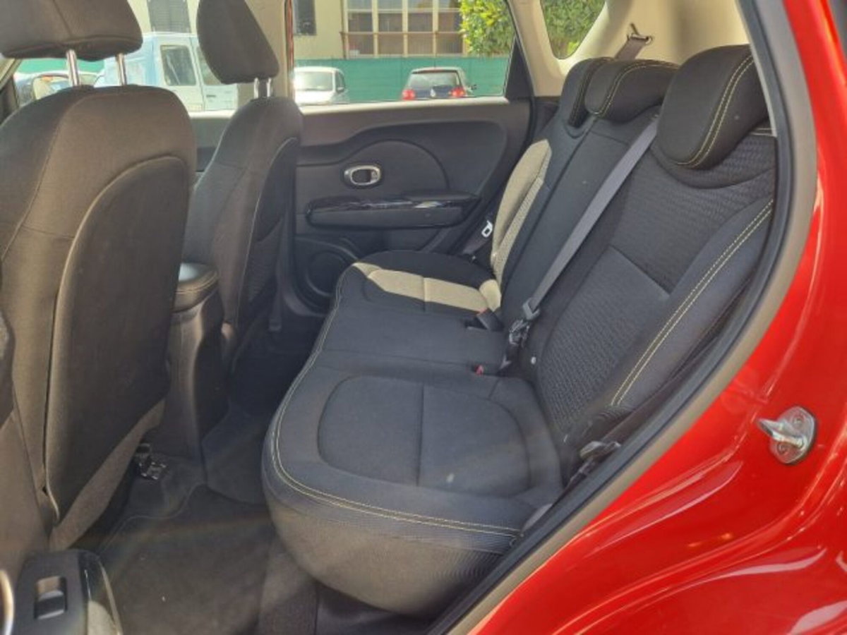 Kia Soul 1.6 CRDi You® (14)