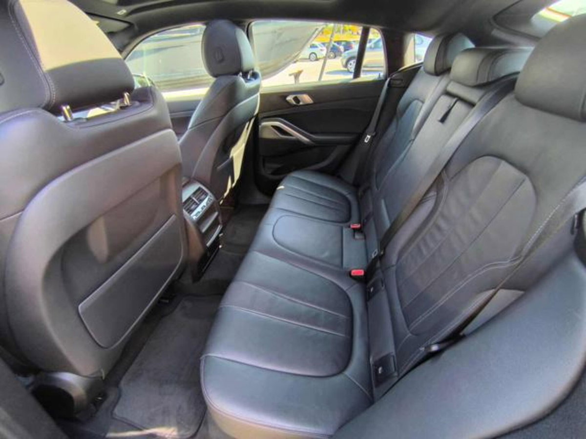 BMW X6 xDrive30d 48V xLine (14)