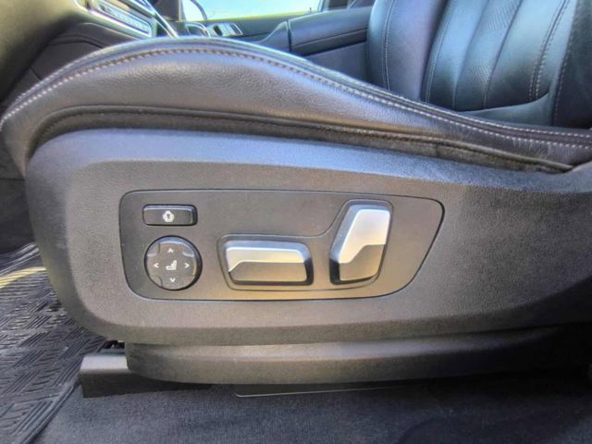 BMW X6 xDrive30d 48V xLine (20)