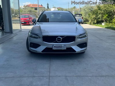 Volvo V60 B4 (d) automatico Essential (2)