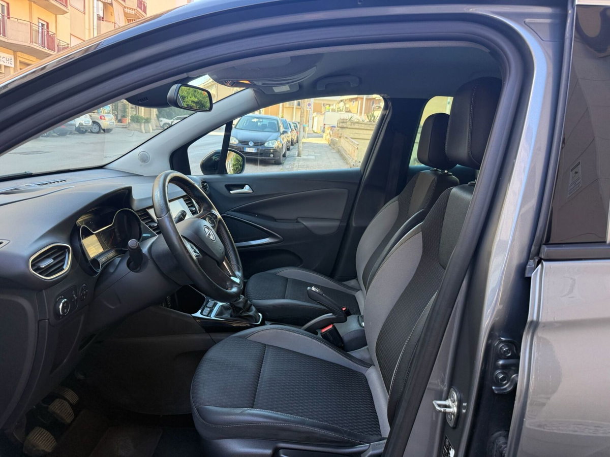 Opel Crossland X 1.6 ECOTEC D 120 CV Start&Stop Advance (4)