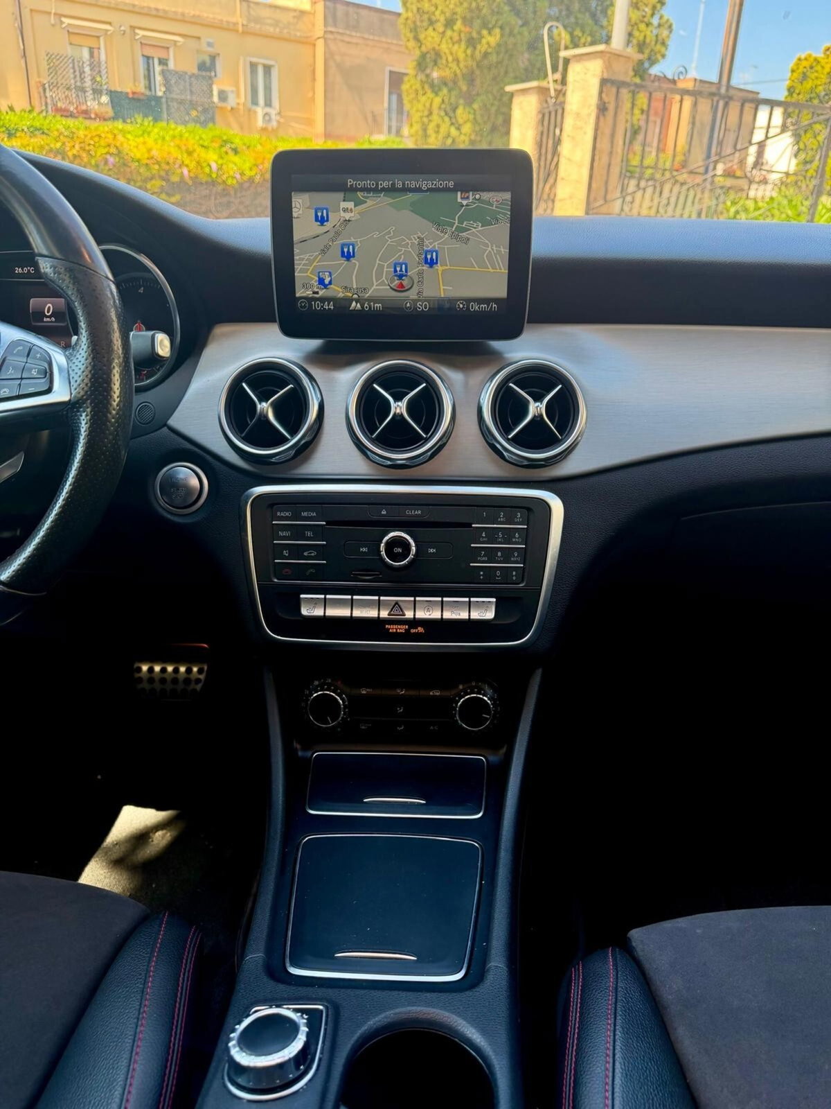 Mercedes-Benz GLA SUV 200 d Automatic Premium (18)