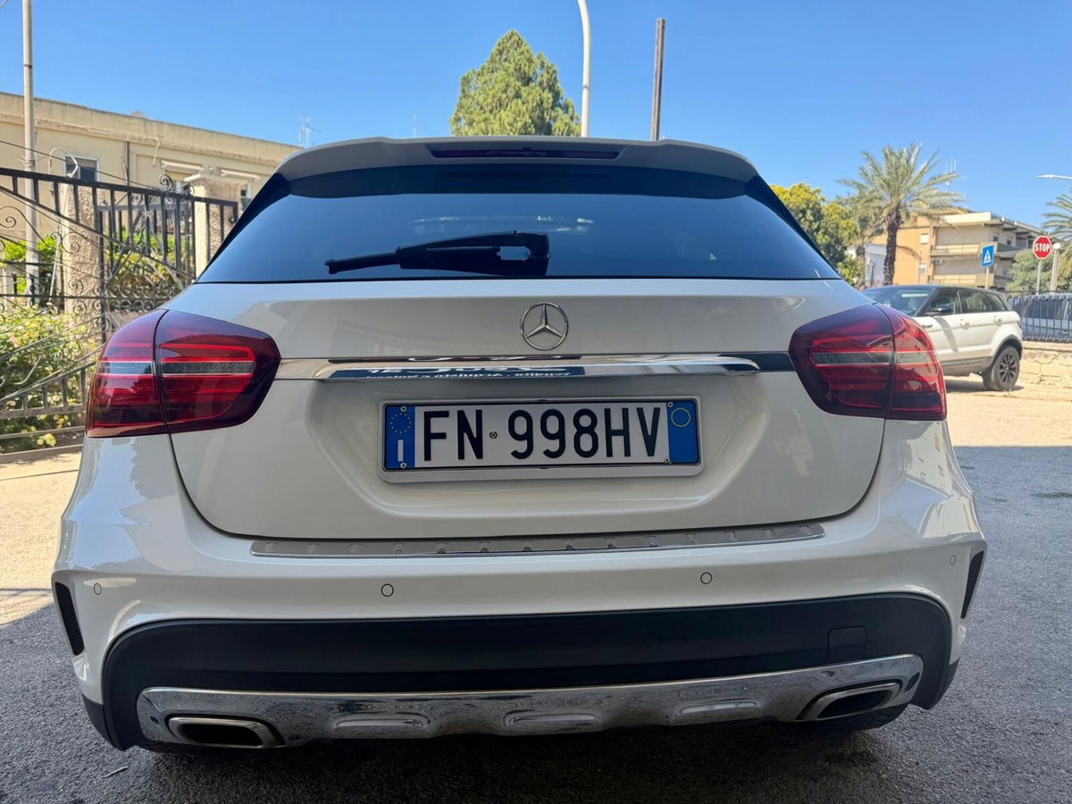 Mercedes-Benz GLA SUV 200 d Automatic Premium (6)