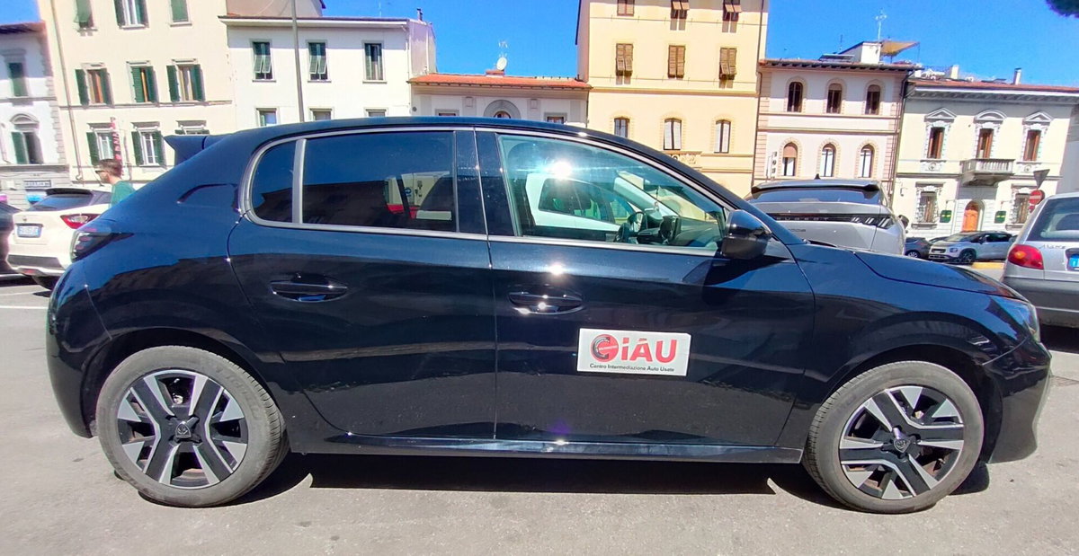 Peugeot 208 PureTech 100 Stop&Start 5 porte Allure (10)