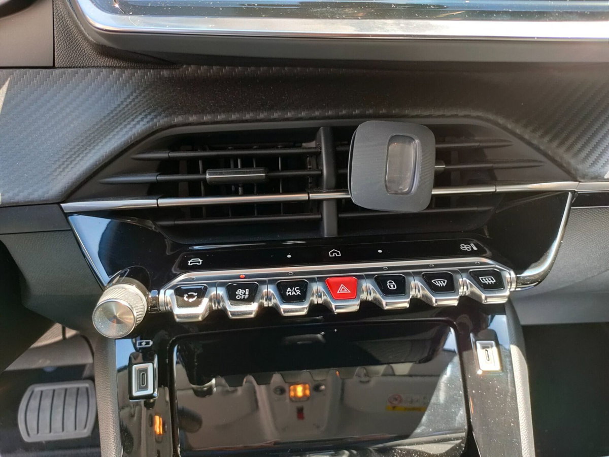 Peugeot 208 PureTech 100 Stop&Start 5 porte Allure (14)