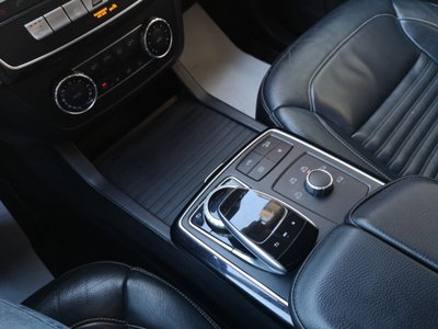 Mercedes-Benz GLE SUV 250 d 4Matic Premium (19)