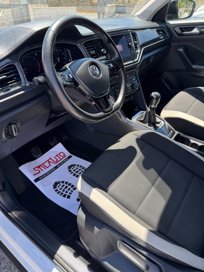 Volkswagen T-Roc 1.6 TDI SCR Style BlueMotion Technology (8)