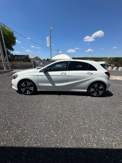 Mercedes-Benz Classe A 180 CDI Automatic Night Edition (8)