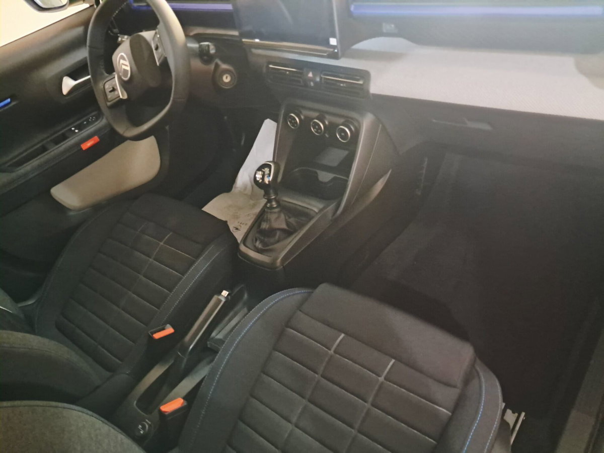 Citroen C3 Aircross 1.2 puretech turbo Plus 100cv (10)