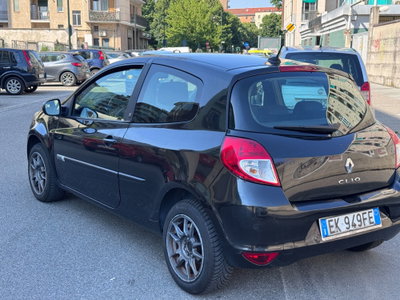 Renault Clio 1.2 16V 3 porte Dynamique (6)