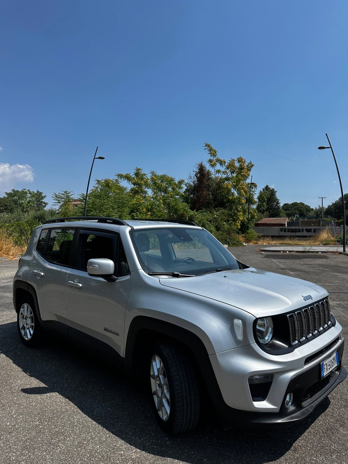 Jeep Renegade 1.6 Mjt 120 CV Longitude (5)