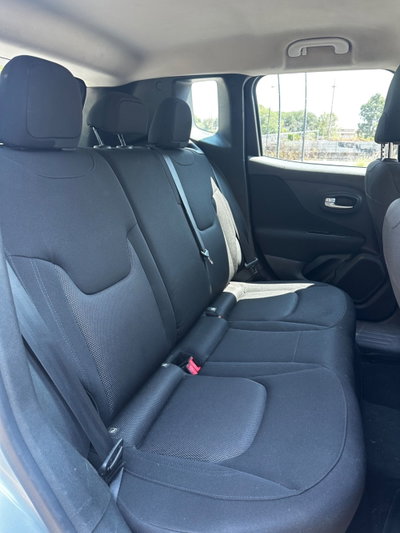 Jeep Renegade 1.6 Mjt 120 CV Longitude (8)
