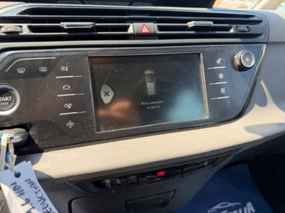 Citroen C4 Picasso 1.6 HDi 90 Seduction (14)