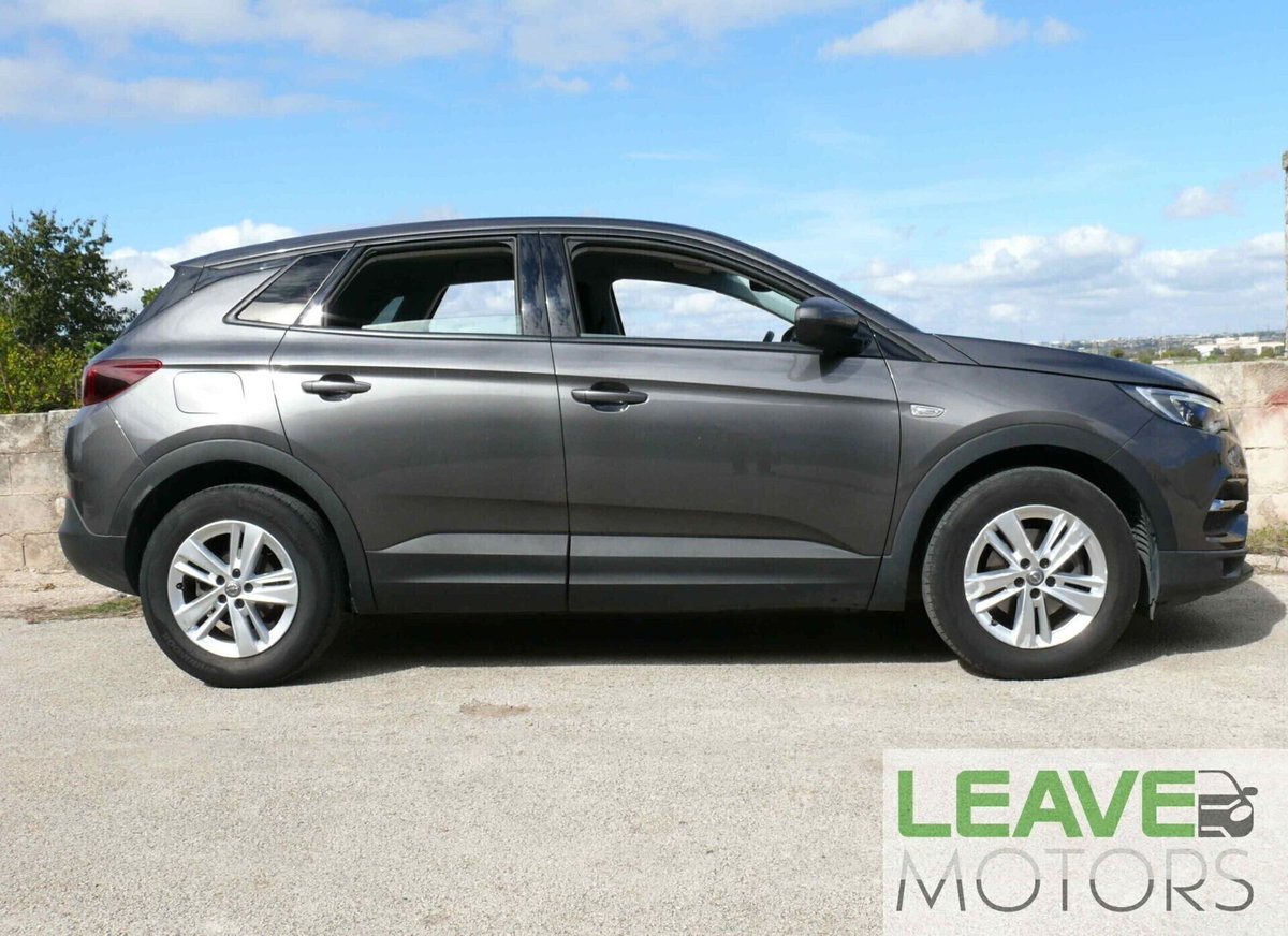 Opel Grandland 1.2 Turbo 12V 130 CV Ultimate (4)