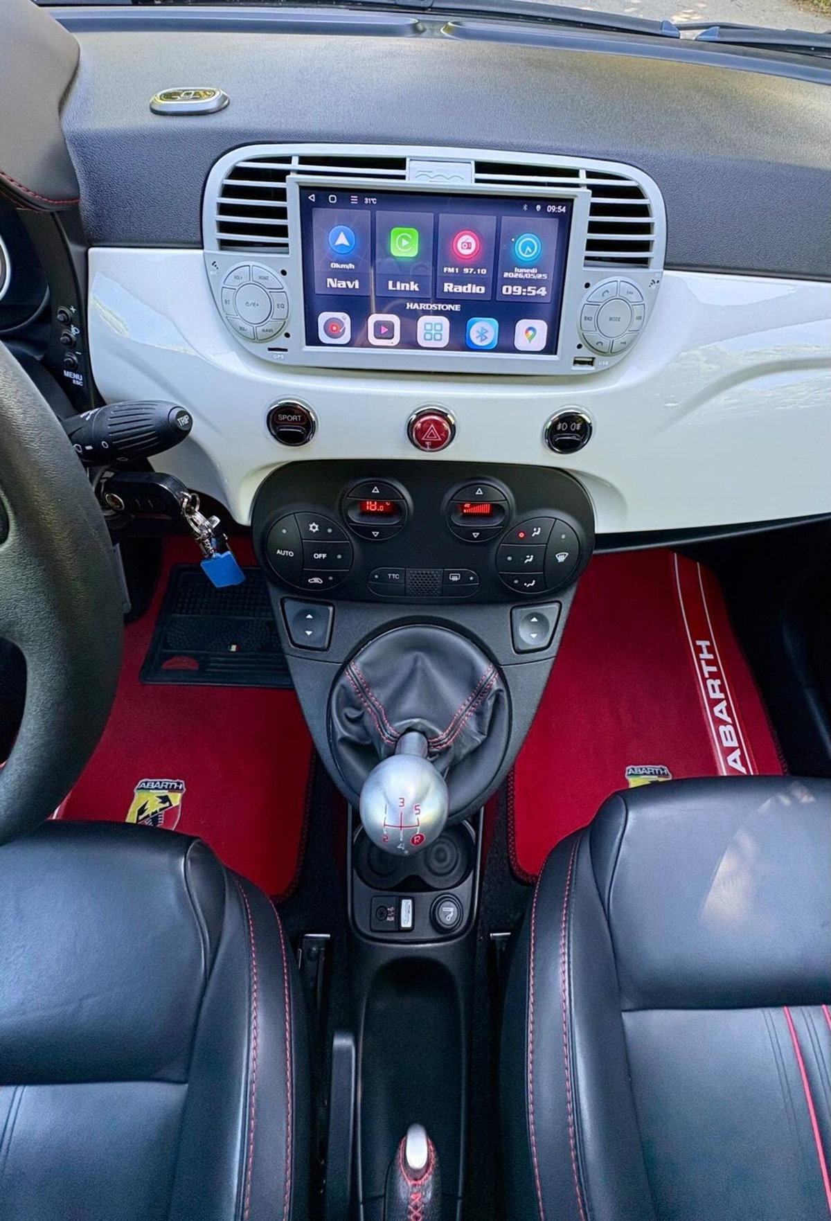 Abarth 500 1.4 Turbo T-Jet (14)