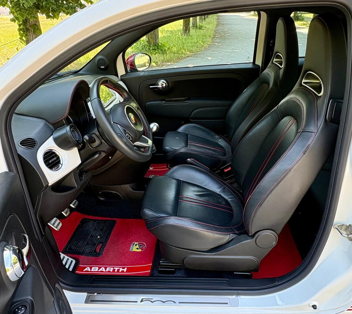 Abarth 500 1.4 Turbo T-Jet (6)