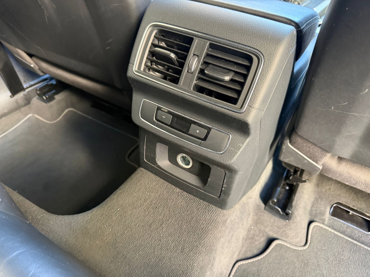 Audi Q5 40 TDI quattro S tronic S line plus (12)