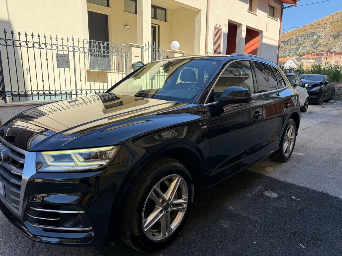 Audi Q5 40 TDI quattro S tronic S line plus (4)