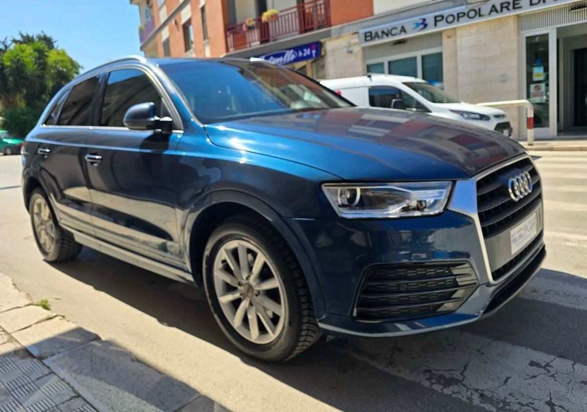 Audi Q3 2.0 TDI 120 CV S tronic Sport (3)