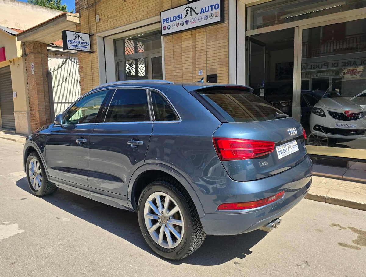 Audi Q3 2.0 TDI 120 CV S tronic Sport (4)
