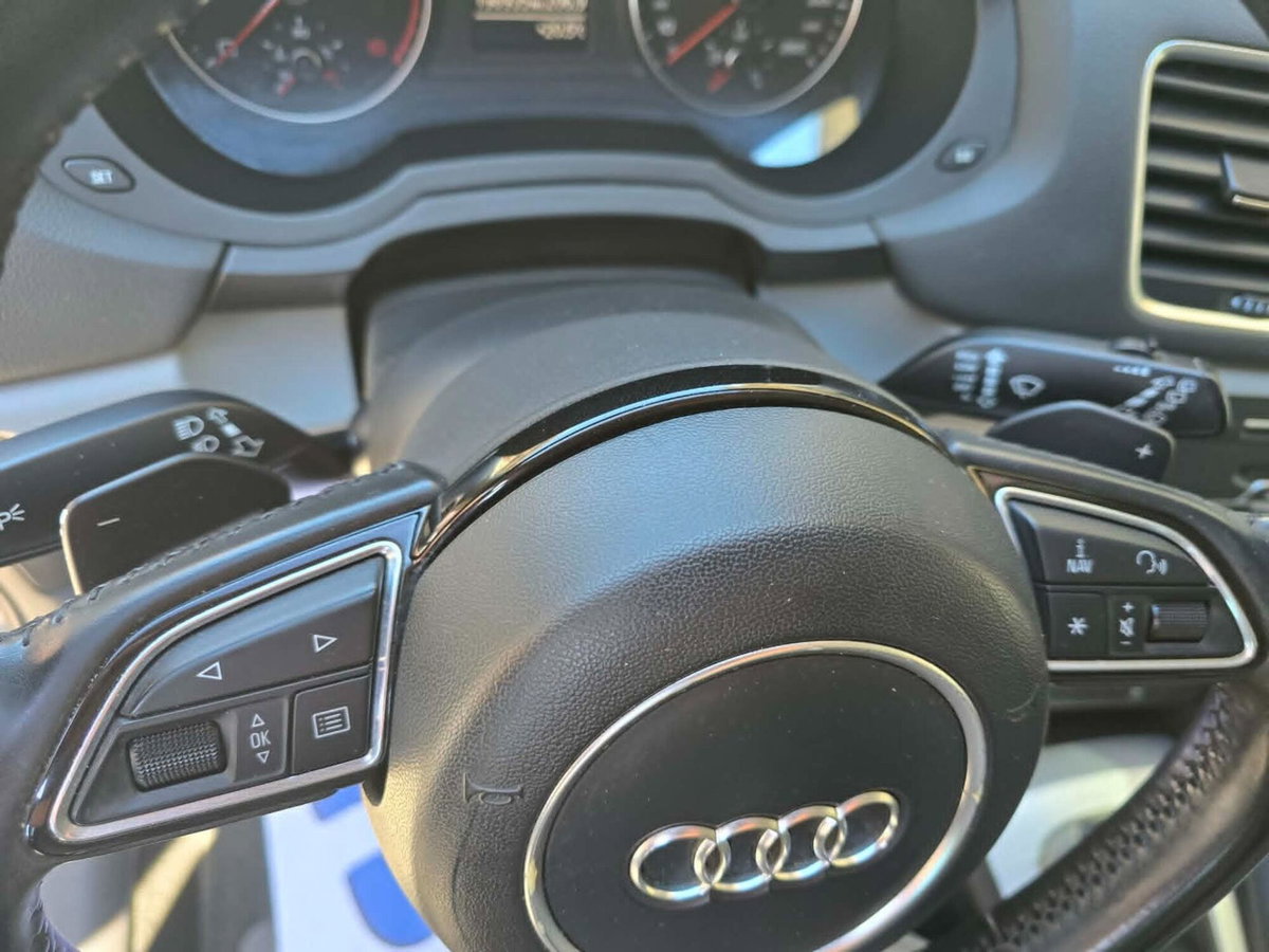 Audi Q3 2.0 TDI 120 CV S tronic Sport (7)