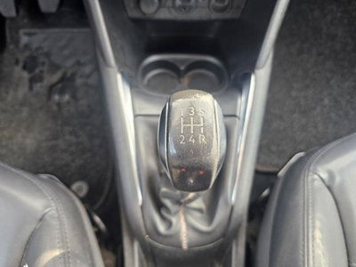 Peugeot 208 e-HDi 92 CV Stop&Start ETG6 3 porte Allure (10)