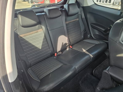 Peugeot 208 e-HDi 92 CV Stop&Start ETG6 3 porte Allure (13)