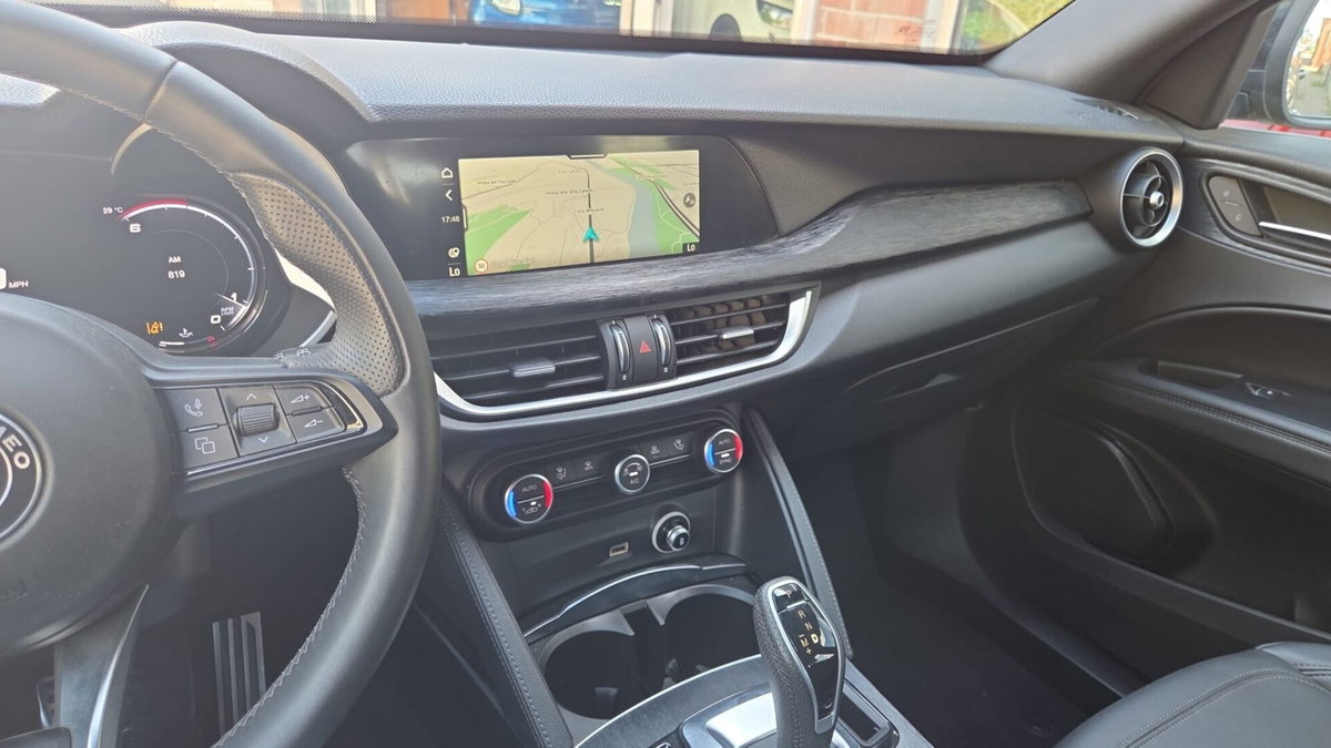 Alfa Romeo Stelvio Stelvio 2.2 Turbodiesel 160 CV AT8 RWD Sprint (11)
