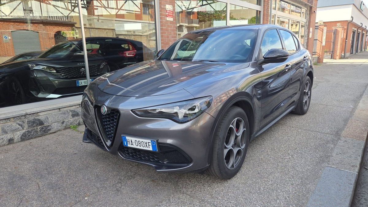 Alfa Romeo Stelvio Stelvio 2.2 Turbodiesel 160 CV AT8 RWD Sprint (2)