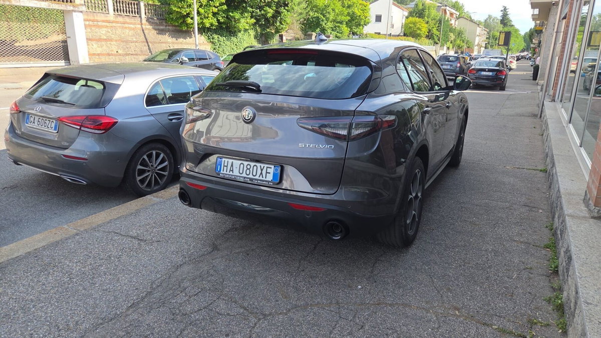 Alfa Romeo Stelvio Stelvio 2.2 Turbodiesel 160 CV AT8 RWD Sprint (6)