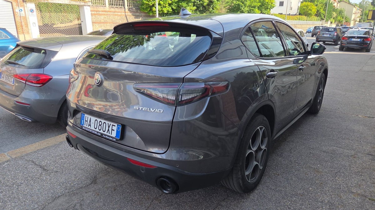 Alfa Romeo Stelvio Stelvio 2.2 Turbodiesel 160 CV AT8 RWD Sprint (7)