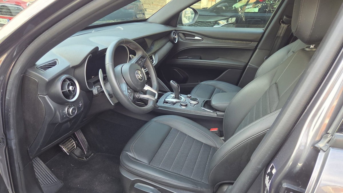 Alfa Romeo Stelvio Stelvio 2.2 Turbodiesel 160 CV AT8 RWD Sprint (9)