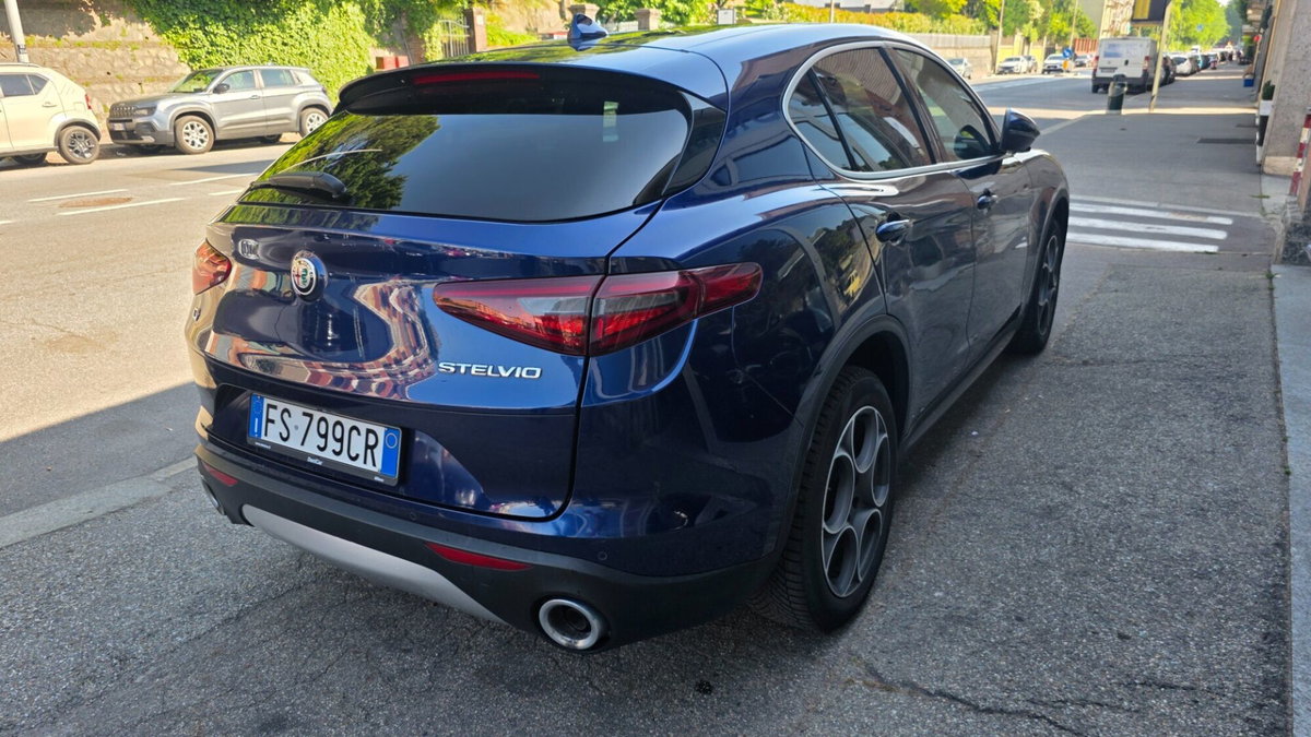 Alfa Romeo Stelvio Stelvio 2.2 Turbodiesel 210 CV AT8 Q4 Super (6)