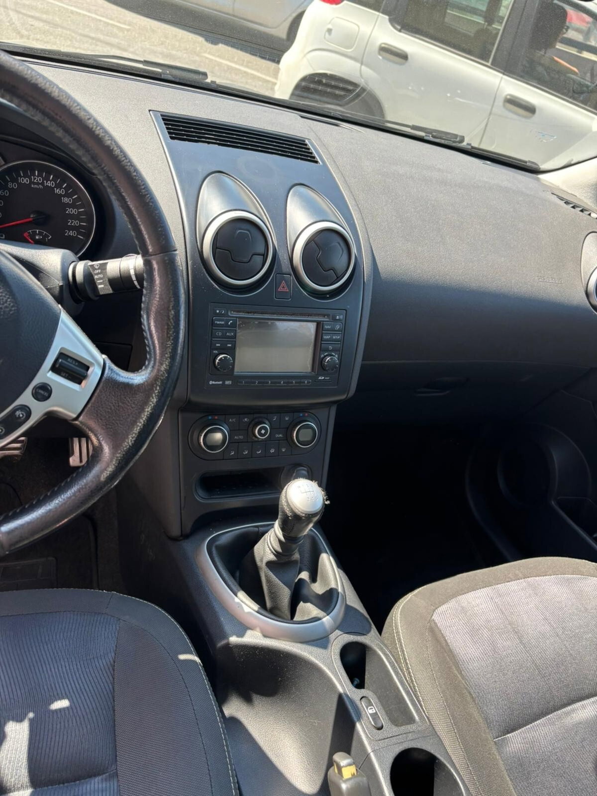 Nissan Qashqai 1.5 dCi DPF Acenta (17)